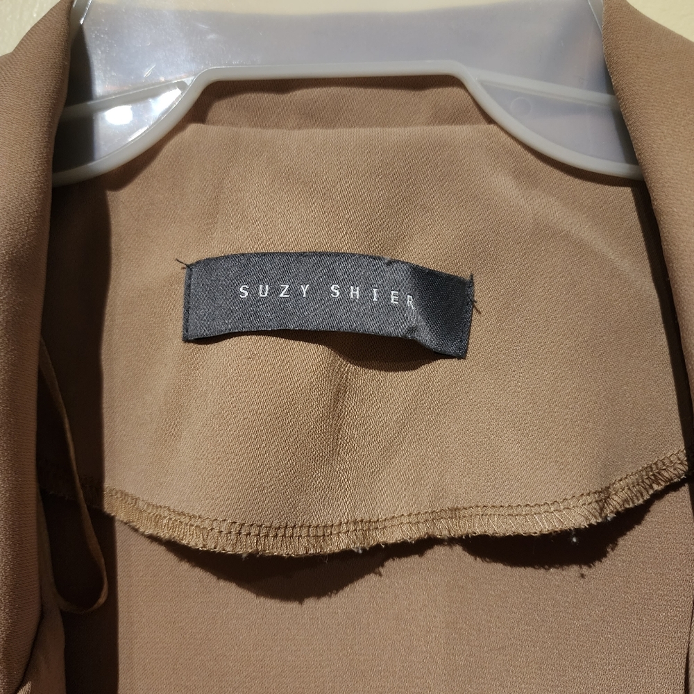 💙 GUC Cream Blazer - Picture 4 of 8